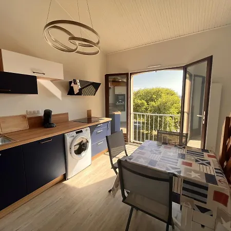 아파트 Appartement Les Sables-D'Olonne, 2 Pieces, 4 Personnes - Fr-1-197-538 *